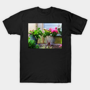 Rustic Vintage Flowerpot Photo Print T-Shirt